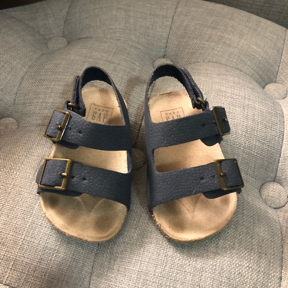 Baby gap 12-18 month sandals